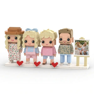 Squad | Personalized Family Gift & Custom 4-Person 3D Brick Figure