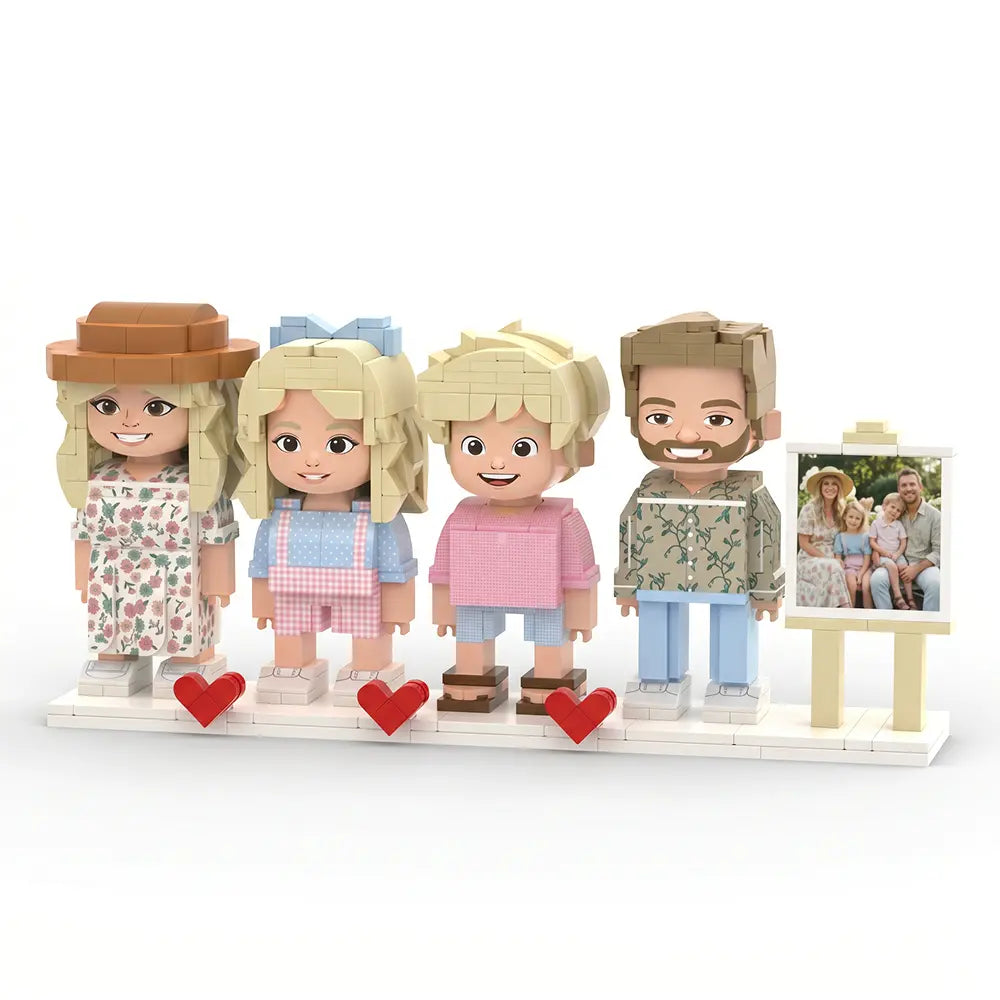 Squad | Personalized Family Gift & Custom 4-Person 3D Brick Figure