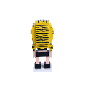 Avant-Garde Pop Performer custom brick figure, back view