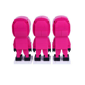 Player △ brick figure, back view