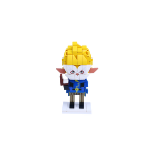 Pointy-Eared Sword Explorer custom brick figure, main product view